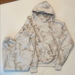 Comfrt The Camo White Oak Hoodie & Sweatpants Set Size XS